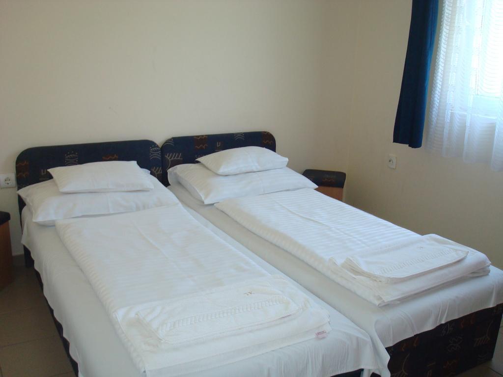 Termal Kemping Apartmanok Tiszaújváros Cameră foto